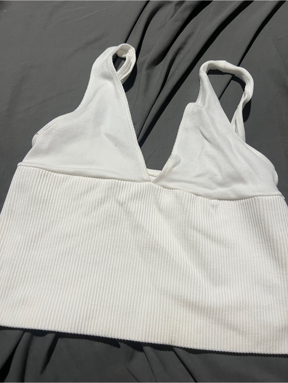 Out from under White Ribbed V-Neck Tank Top xs/s